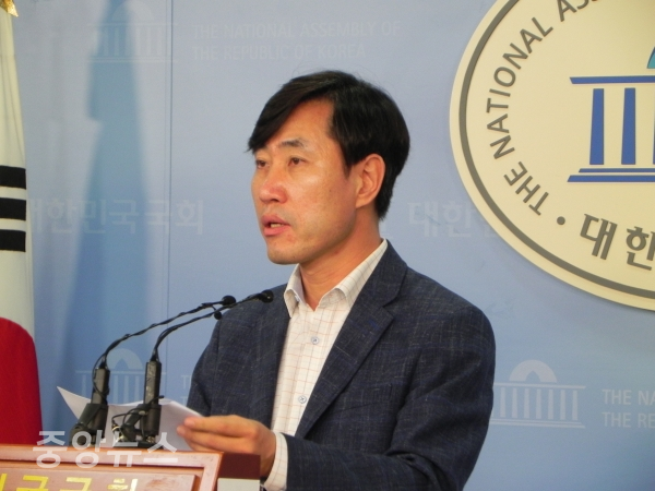 하태경 의원은 제1야당 교체를 목표로 반공보수 퇴출을 한국 정치의 가장 큰 과제로 제시했다. (사진=박효영 기자)