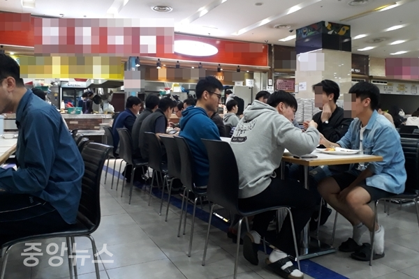 2021년부터 서울의 모든 고등학교에서 무상급식이 실시된다(사진=신현지 기자)
