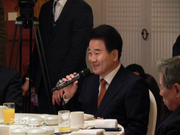 정동영 대표는 3김 시대의 책임 정치와 같이 당대표들이 통큰 합의를 이뤄내자고 제안했다. (사진=박효영 기자)