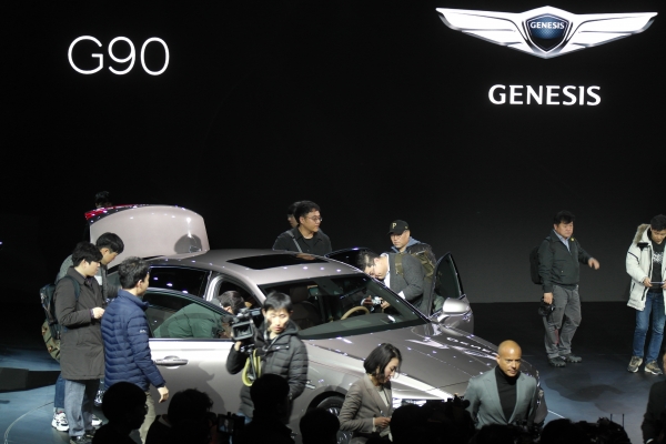 제네시스 브랜드는 27일 신라호텔(서울시 중구 소재)에서 자동차 담당 기자단이 참석한 가운데 공식 출시 행사를 갖고 G90의 본격적인 판매에 돌입했다. (사진=우정호 기자)