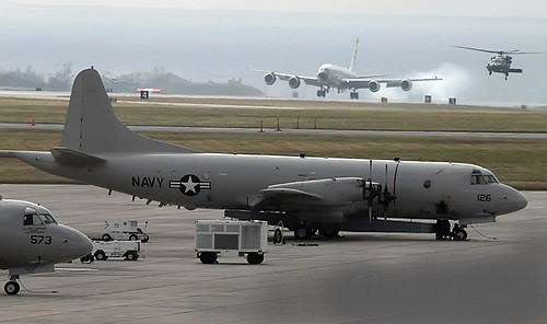 미국이 한반도 상공에 핵심 정찰기인 RC-135S(코브라 볼)을 띄워 대북 감시에 나섰다.