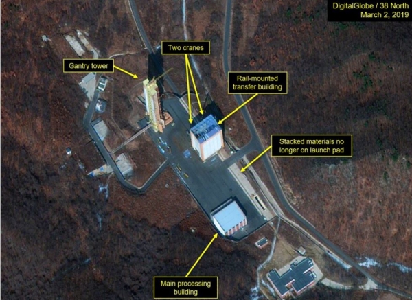 북한이 7일 평안북도 철산군 동창리에 있는 서해위성발사장에서 '대단히 중대한 시험'을 했다고 8일 밝혔다.