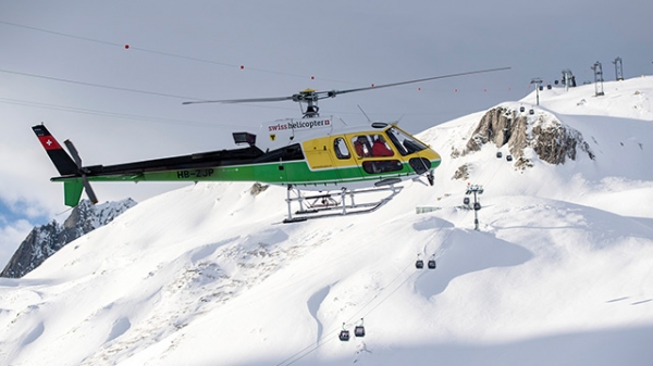 '스위스' 중부 안데르마트 지역의 한 스키장에서 현지 시간 26일 눈사태가 발생해 최소 2명이 부상했다.(사진출처=연합뉴스)