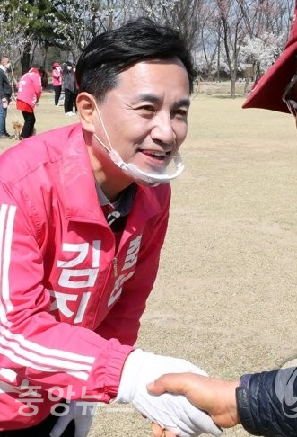 미래통합당 김진태(55) 후보(사진=김진태 선거 캠프)