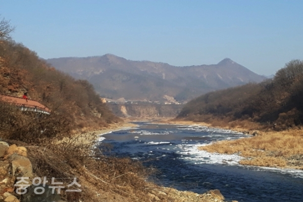 겨울에 보는 한탄강 일대 (사진=신현지 기자)