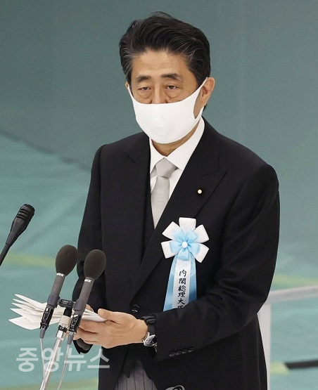 아베 일본 총리의 건강 이상설이 제기되면서 일본 정가가 술렁이고 있다.(사진=연합)