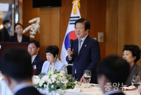 사진은 박병석 국회의장과 동포 오찬모습(사진=국회의장실 제공)