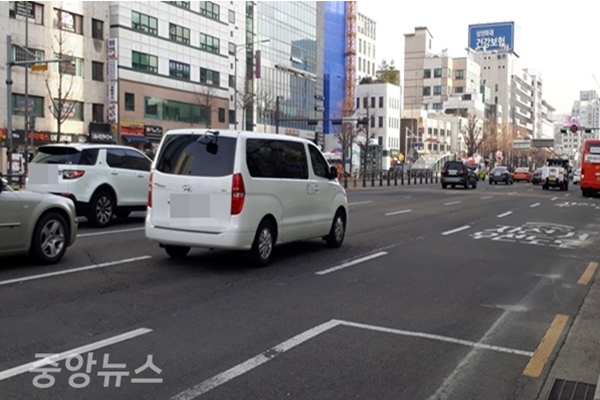 오는 12월부터 서울 전역에 고농도 미세먼지 관리제 시행으로 저공해 미조치 5등급 차량은 운행이 제한된다(사진= 중앙뉴스DB )