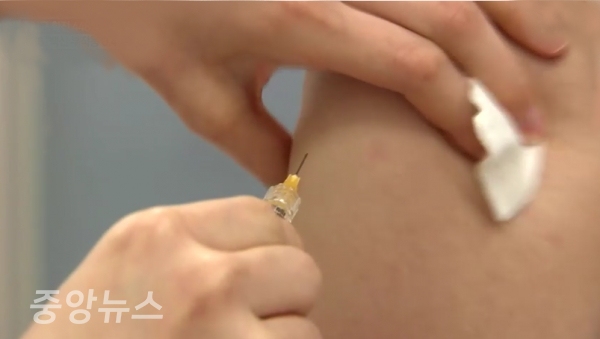국내에서 오는 26일부터 아스트라제네카 백신의 접종이 시작된다.(사진=중앙뉴스 DB)