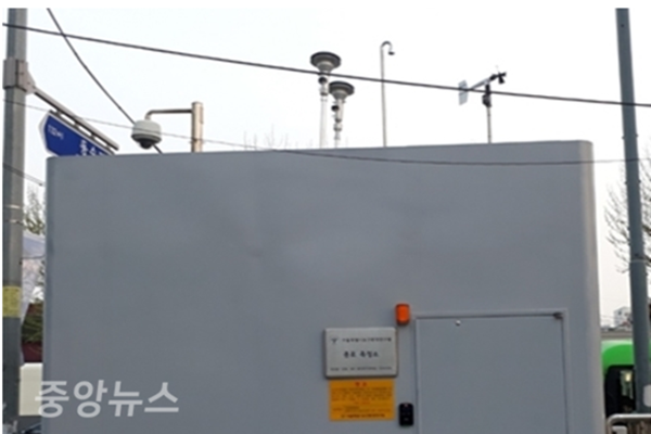 대기오염측정기(사진=신현지 기자)