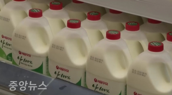 최근 편의점에선 1.8L짜리 대용량 우유가 사라졌다.(사진=중앙뉴스 DB)