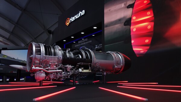 한화에어로스페이스가 ADEX 2023에서 KF21 심장인 F414 엔진을 공개했다. (제공=한화에어로스페이스)