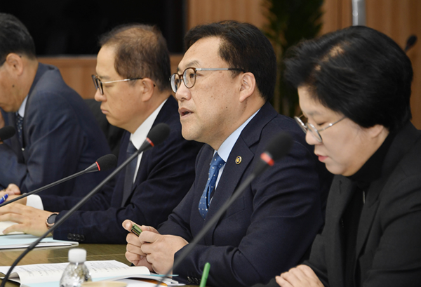 김병환 기획재정부 차관이 24일 열린 ‘제3차 물가관계차관회의’에서 모두발언을 하고 있다. (사진=기획재정부)