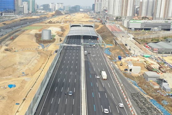동탄JCT~ 기흥동탄IC 경부고속도로의 직선·지하화 공사를 마치고 오는 28일 개통된다(사진=국토부)