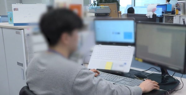 국내 기업중 하반기에 인턴을 채용할 계획이 있다고 답한 기업이 10곳 중 4곳에 달하는 것으로 조사됐다.