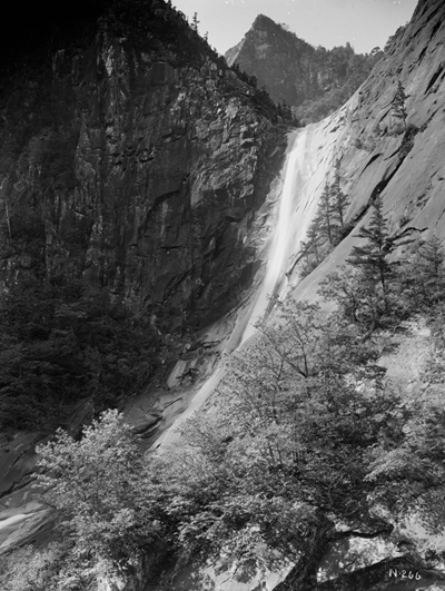 191년 10월 9일 촬영한 금강산 구룡폭포(사진=산림청)