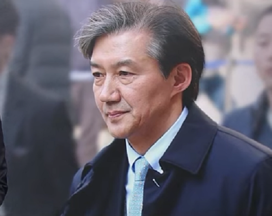 특사에서 가장 국민들의 마음을 불편하게 만든 인사는 조국 전 혁신당 대표다.