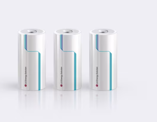 LG에너지솔루션 4695 원통형 배터리. (사진: LG에너지솔루션 제공)