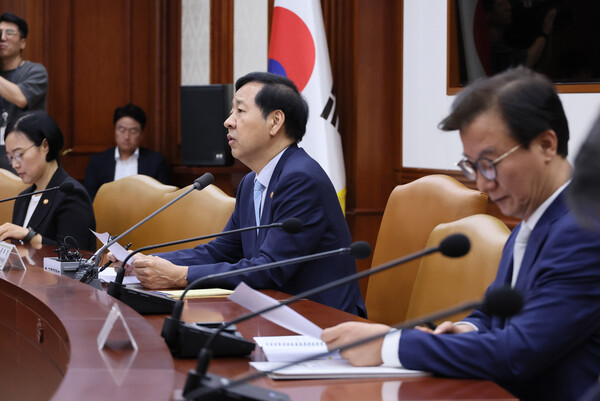 구윤철 부총리 겸 기획재정부 장관이 2일 서울 종로구 정부서울청사에서 열린 대외경제장관회의에서 발언하고 있는 모습.(사진=연합뉴스)