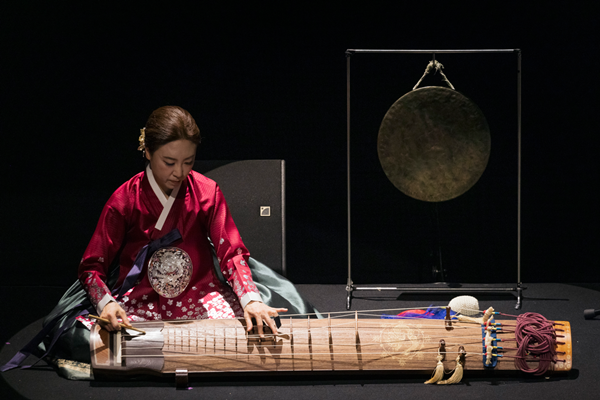 허윤정의 ‘악가악무-절정(絶靜)’공연 장면 (사진=서울문화재단)