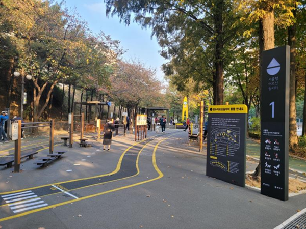 양천구 (장수공원)에 조성된 서울형 어르신놀이터 (사진=서울시)