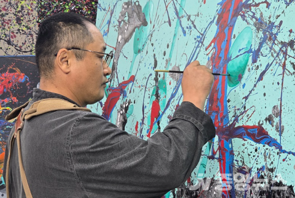 탈북작가 오성철