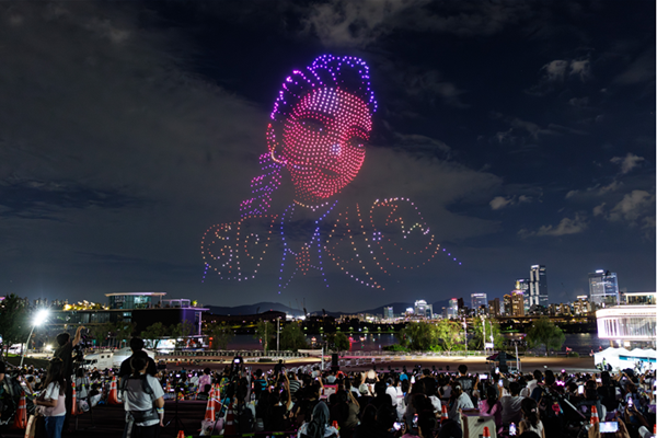 2025 한강 드론 라이트 쇼 ‘케이팝 데몬 헌터스 in Seoul’ 공연 현장 모습 (사진=서울시)