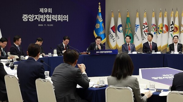 이재명 대통령이 12일 용산 대통령실에서 열린 중앙지방협력회의에서 발언하고 있는 모습.(사진=연합뉴스)