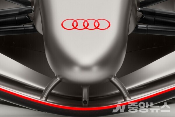 사진:4_아우디, 포뮬러 1 진출을 위한 디자인 아이덴티티 공개.
