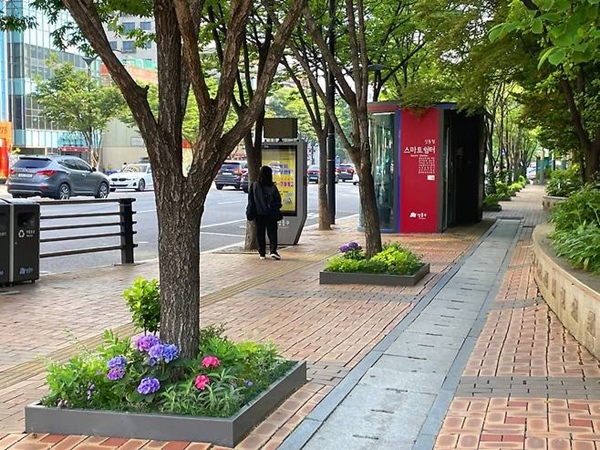 서울시가 성동구에 조성한  가로정원(사진=서울시)